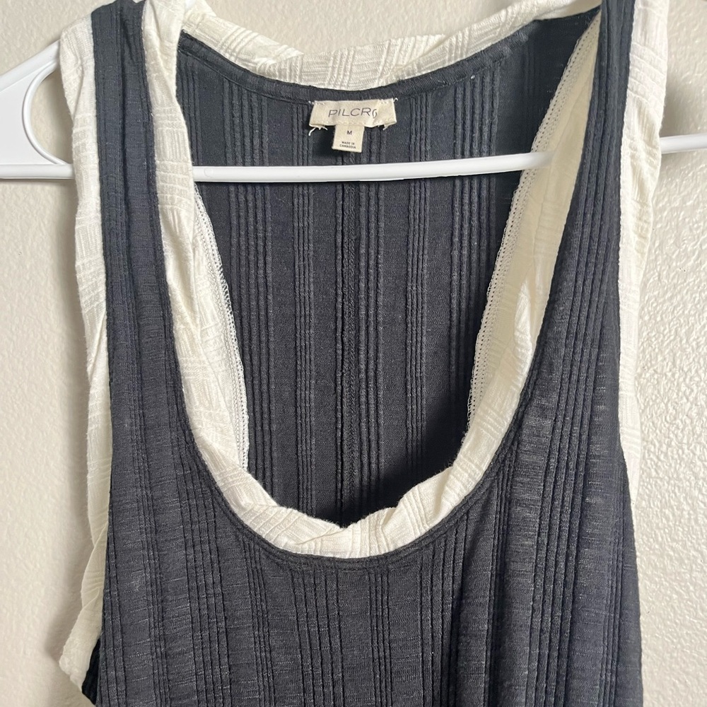 Anthropologie Pilcro Black and Cream Ribbed Textured Racerback Top M EUC - Picture 3 of 7